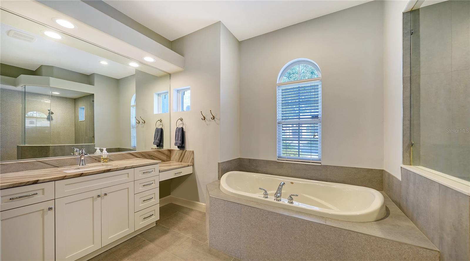 8994 WILDLIFE LOOP, SARASOTA, FL, 34238