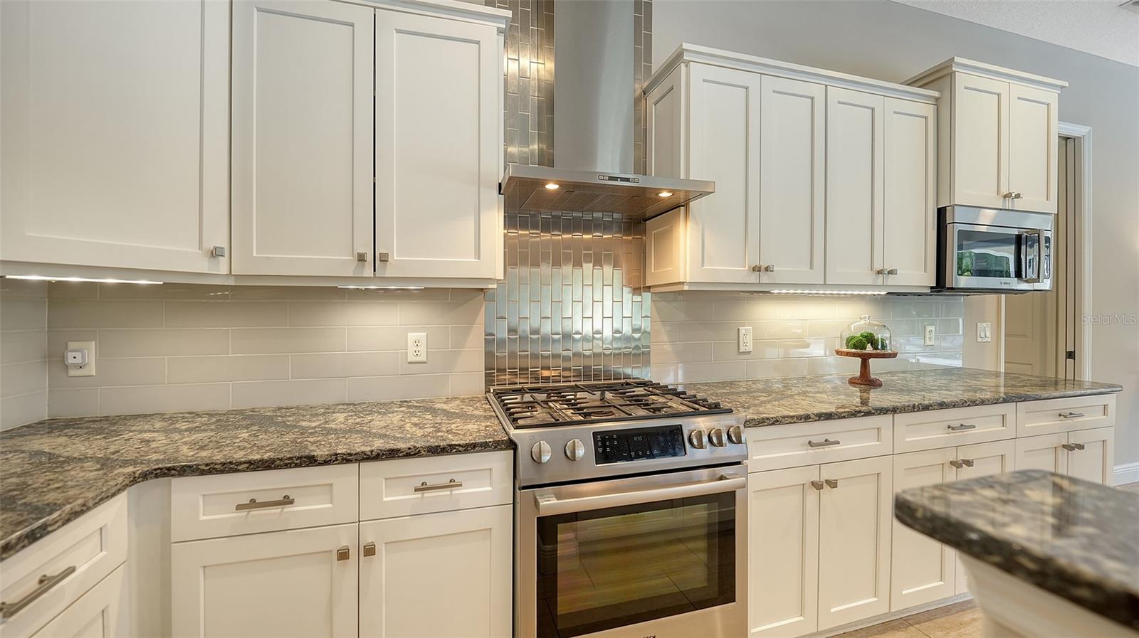 8994 WILDLIFE LOOP, SARASOTA, FL, 34238