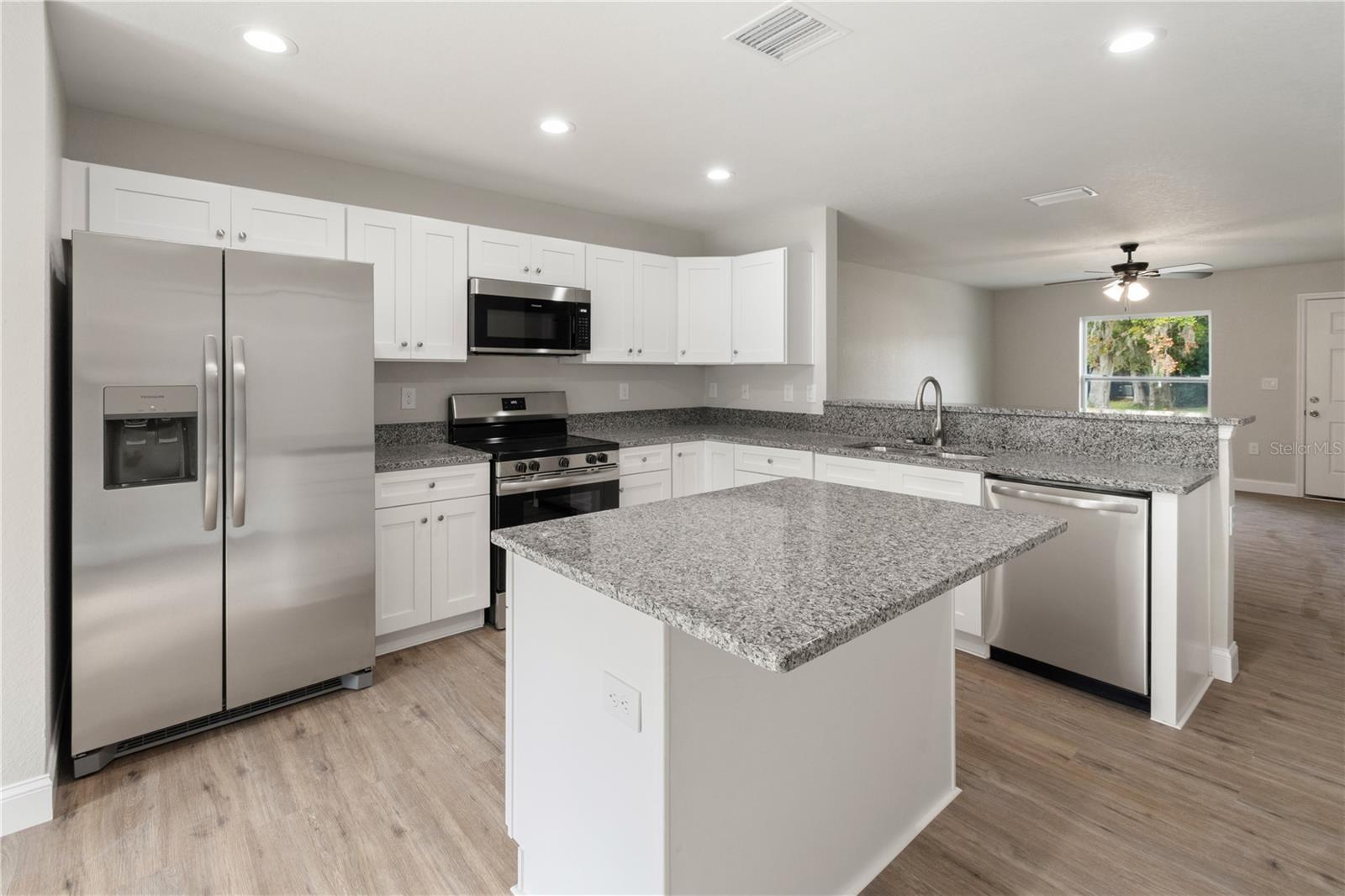 2735 WILLISTON DR, LAKELAND, FL, 33813