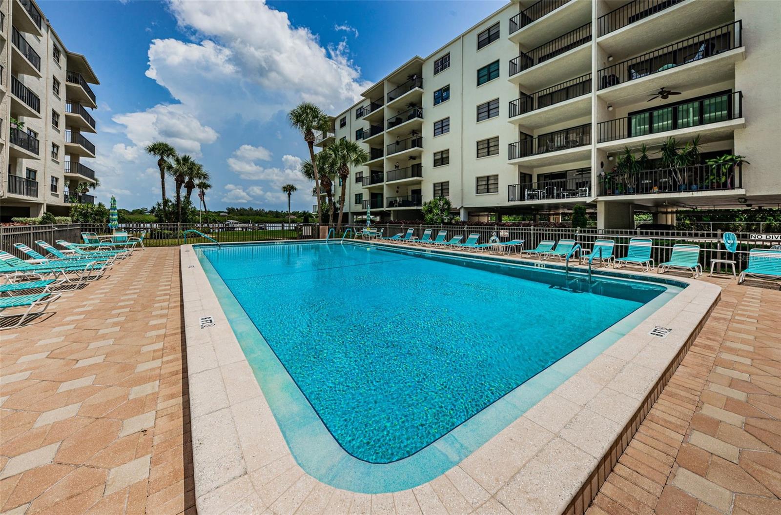 19531 GULF BLVD #205, INDIAN SHORES, FL, 33785