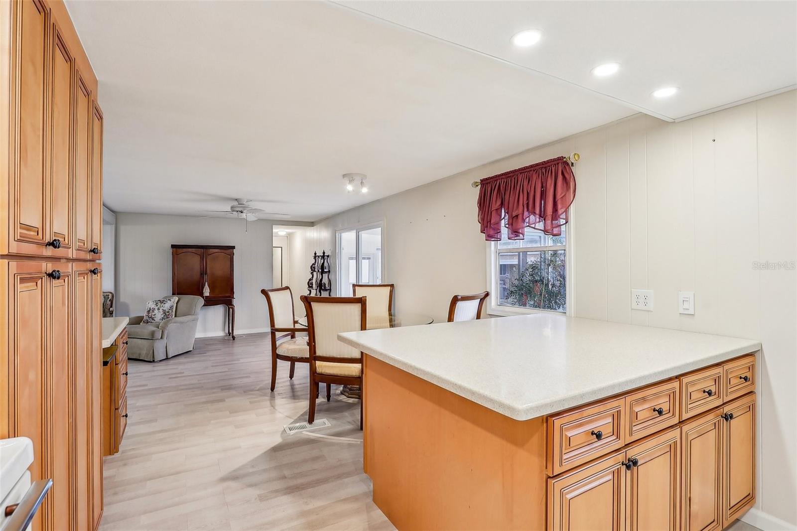 2753 VINDALE RD, TAVARES, FL, 32778