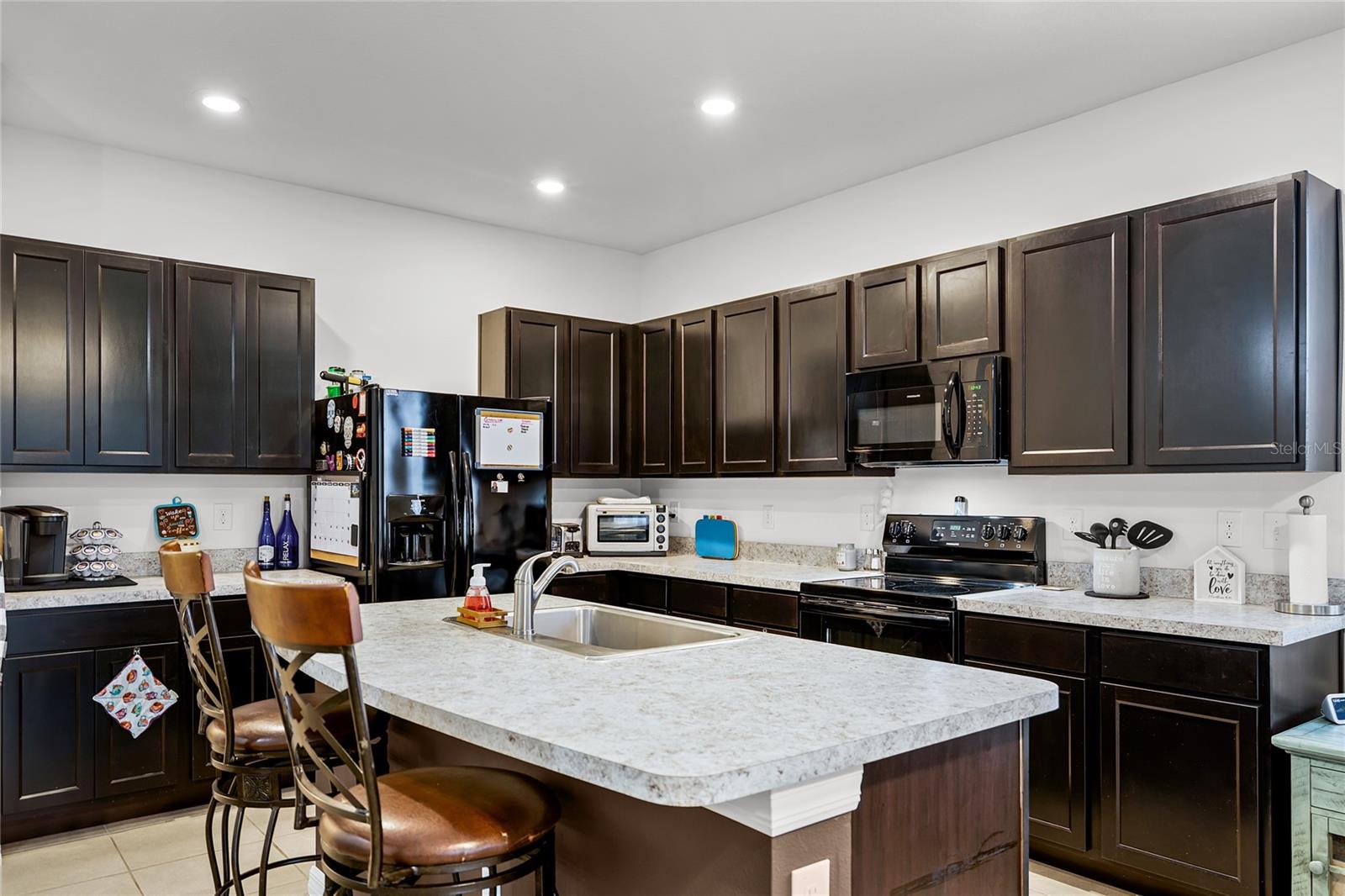 3830 VIGNOBLE LN, BRANDON, FL, 33511
