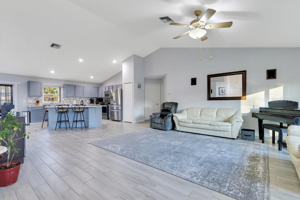 20493 MAJESTIC ST, ORLANDO, FL, 32833