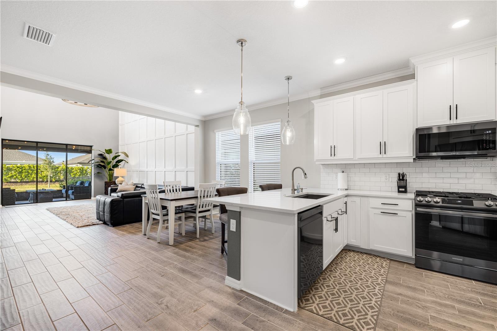 16135 PAYNES MILL DR, BRADENTON, FL, 34211