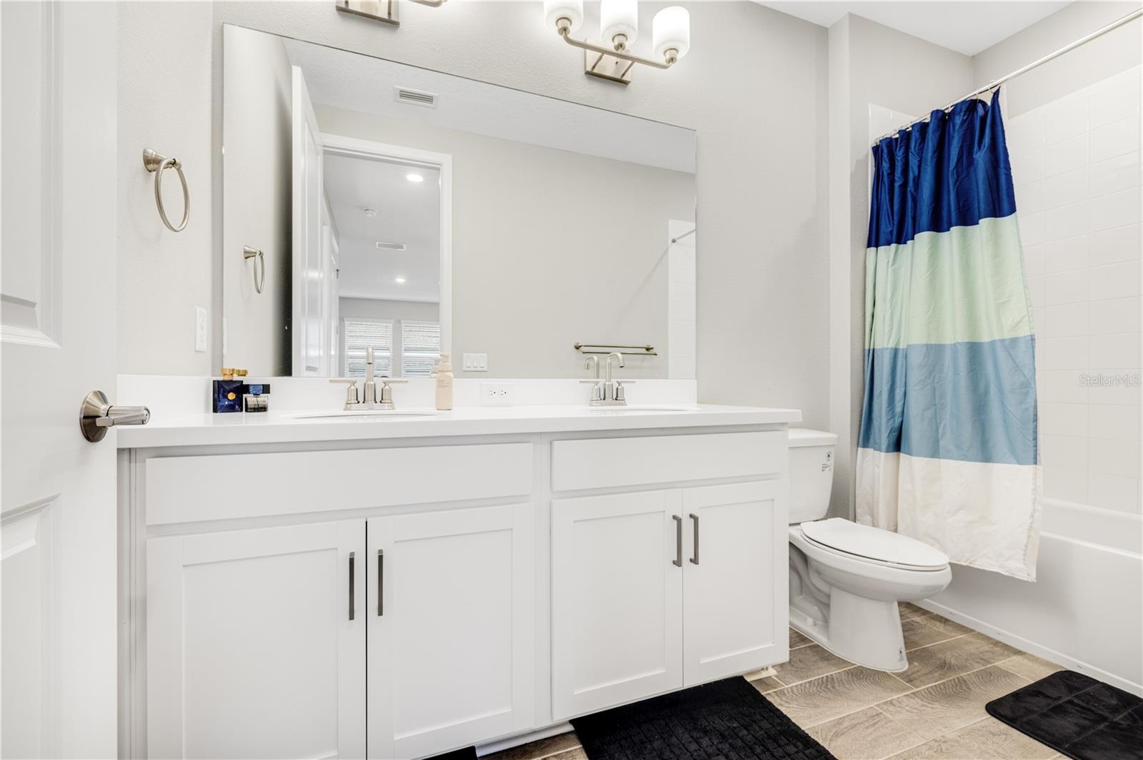 16135 PAYNES MILL DR, BRADENTON, FL, 34211