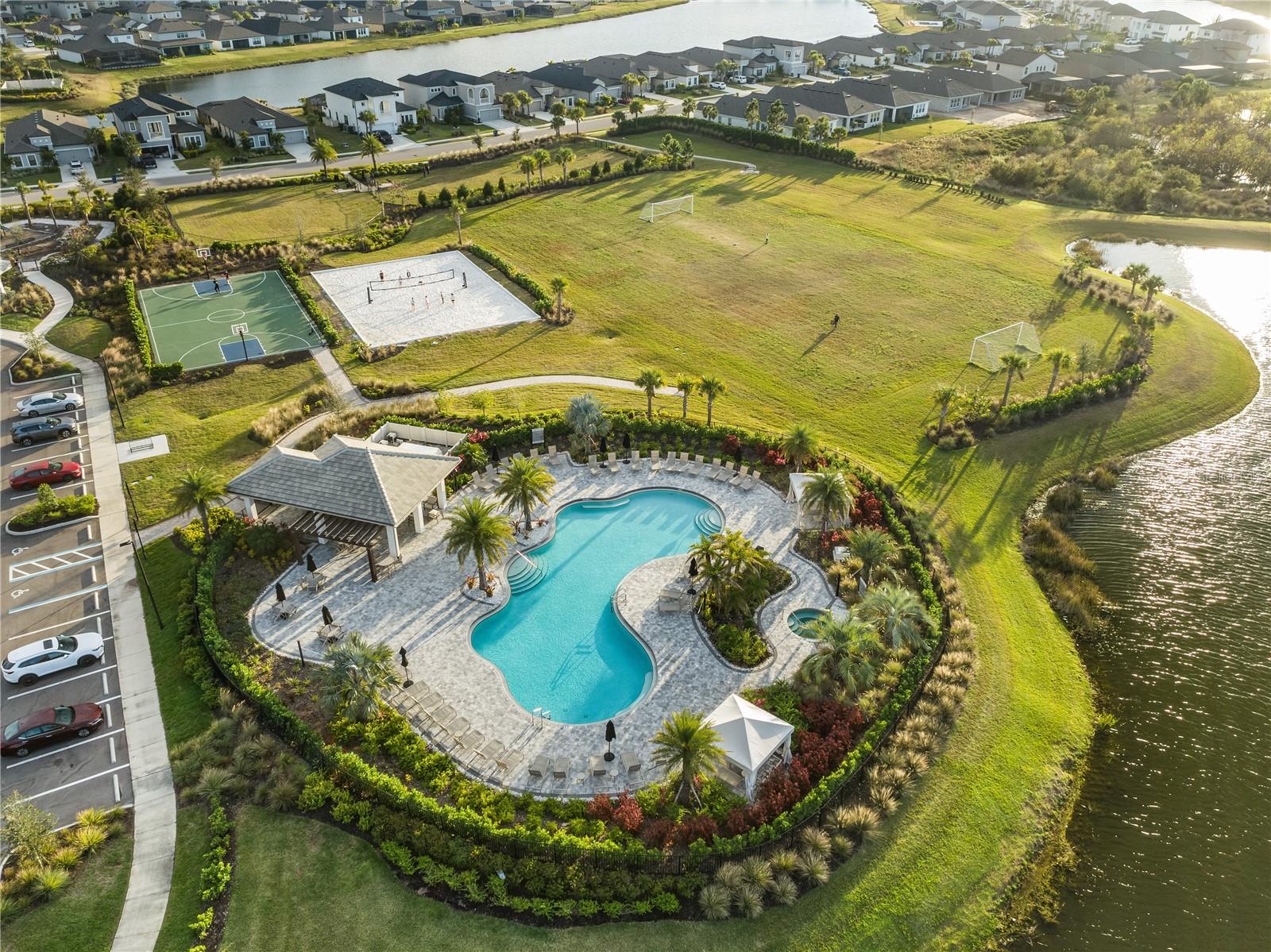 16135 PAYNES MILL DR, BRADENTON, FL, 34211