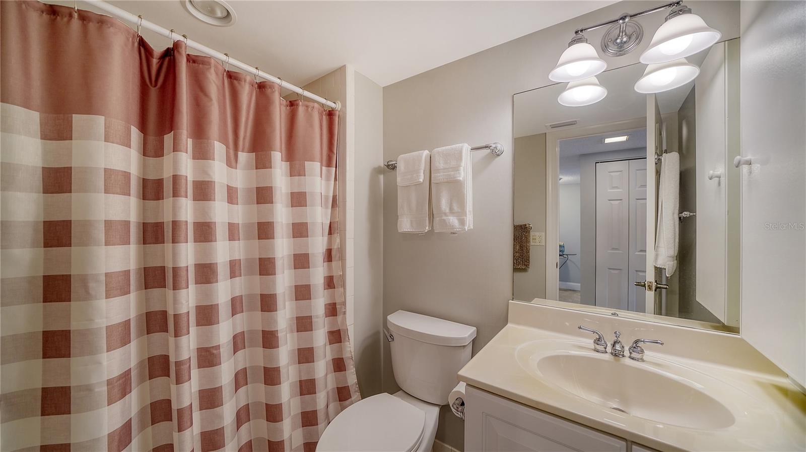 800 BENJAMIN FRANKLIN DR #602, SARASOTA, FL, 34236