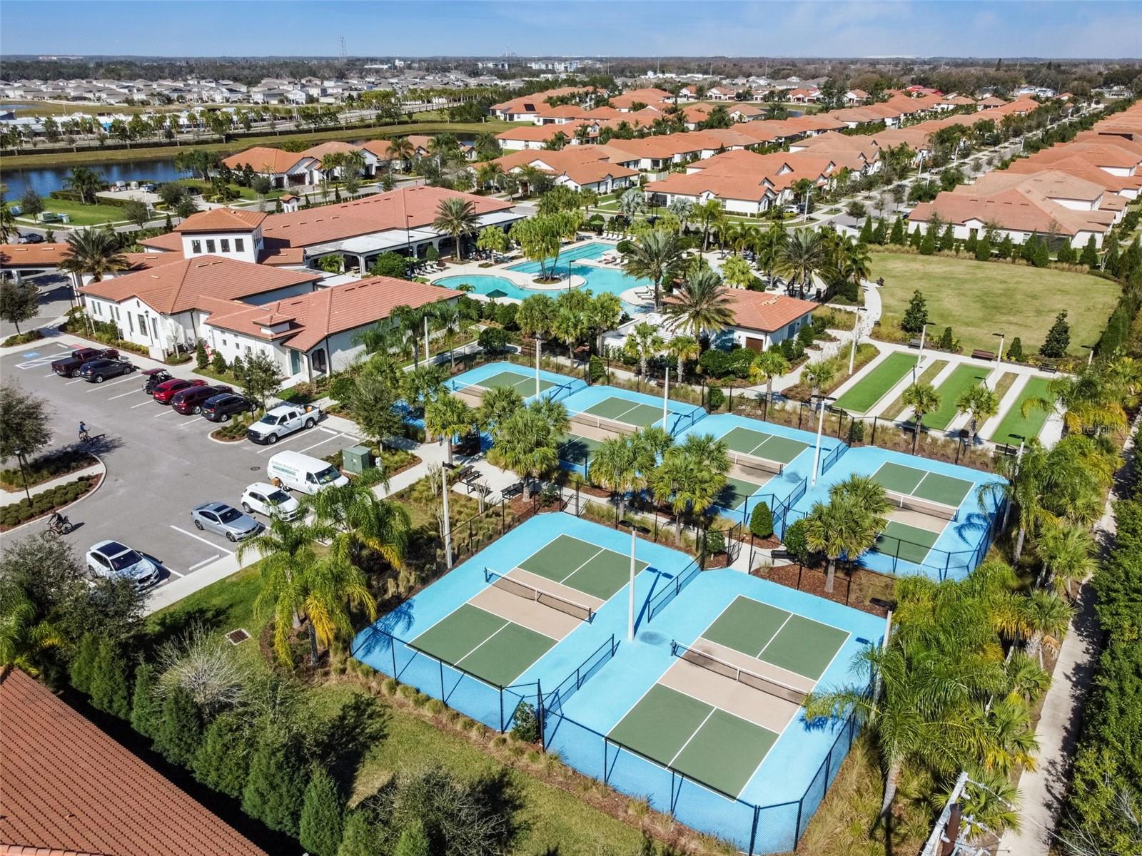 5322 WINDY GROVE DR, WIMAUMA, FL, 33598