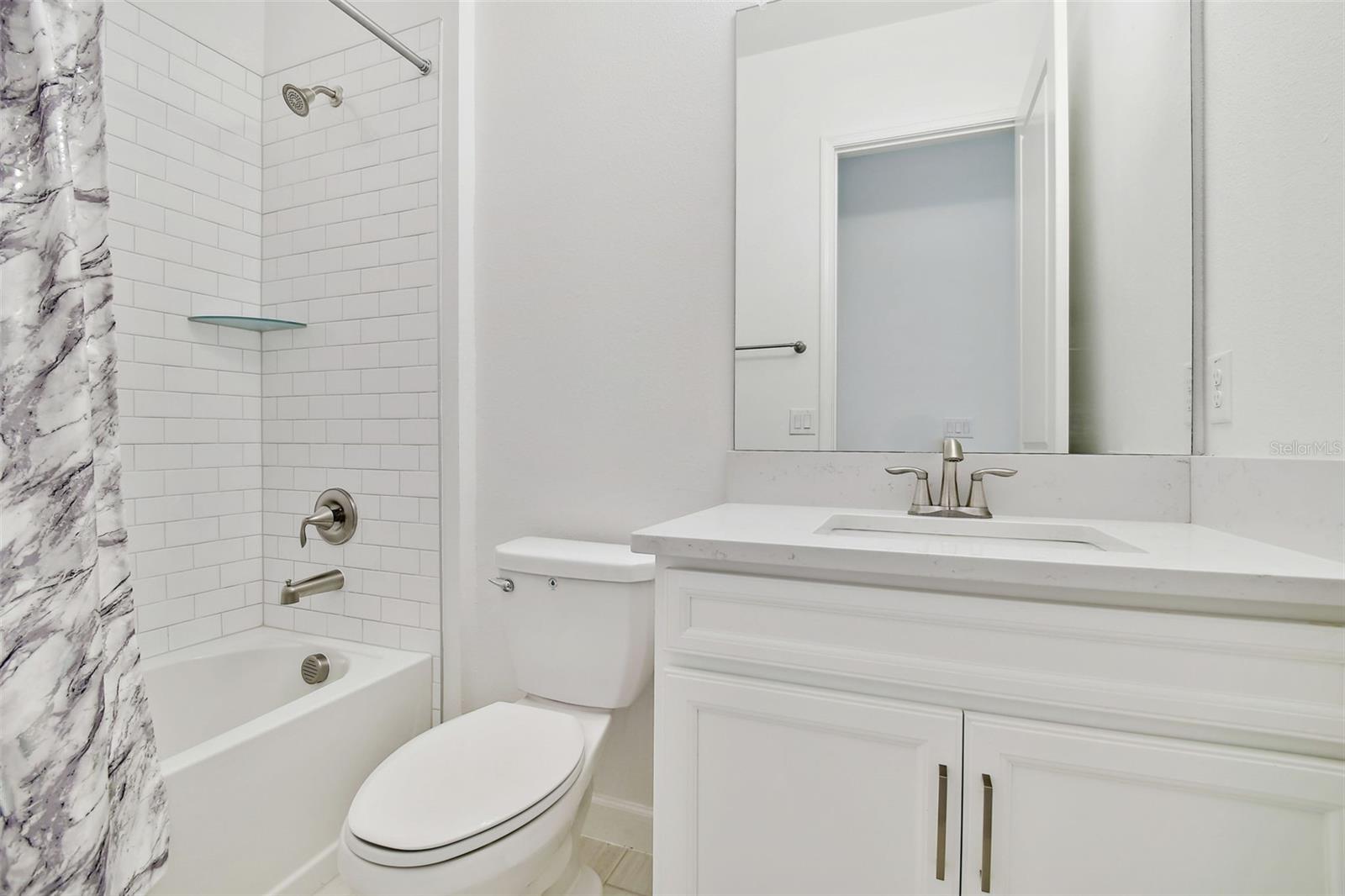 5322 WINDY GROVE DR, WIMAUMA, FL, 33598