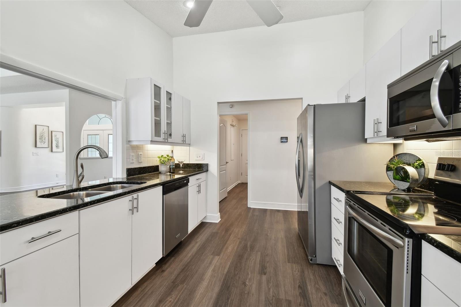 2668 JARVIS CIR, PALM HARBOR, FL, 34683