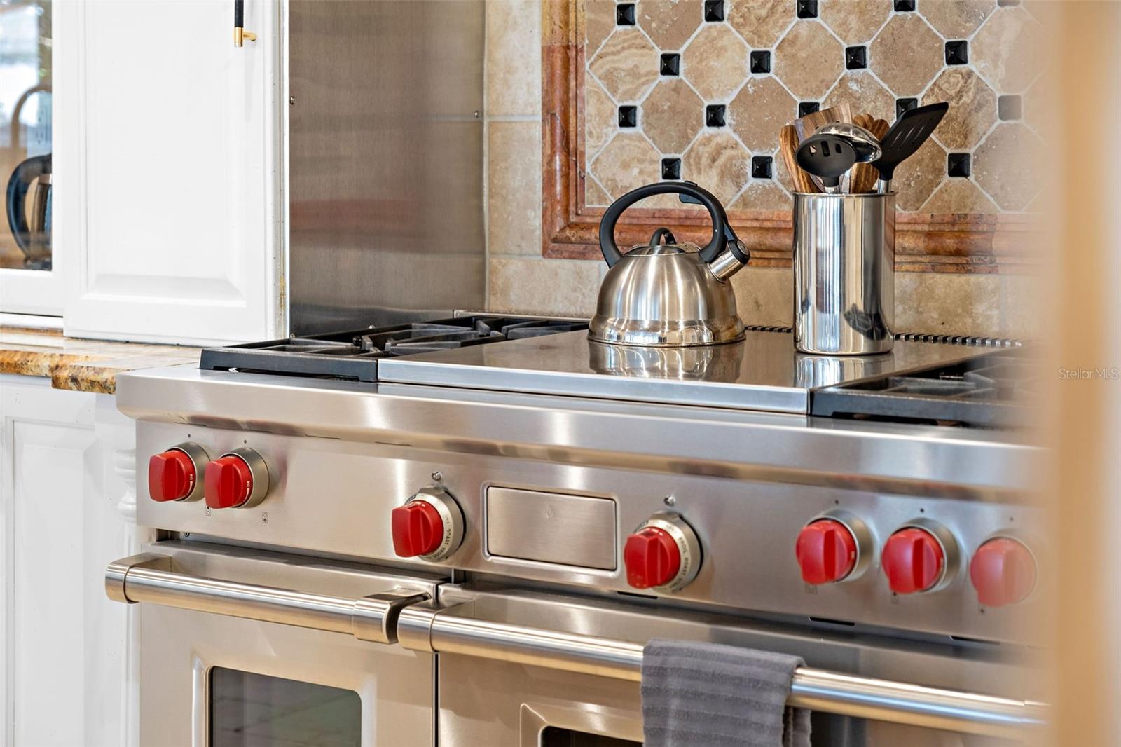 1011 RHODES VILLA AVE, DELRAY BEACH, FL, 33483