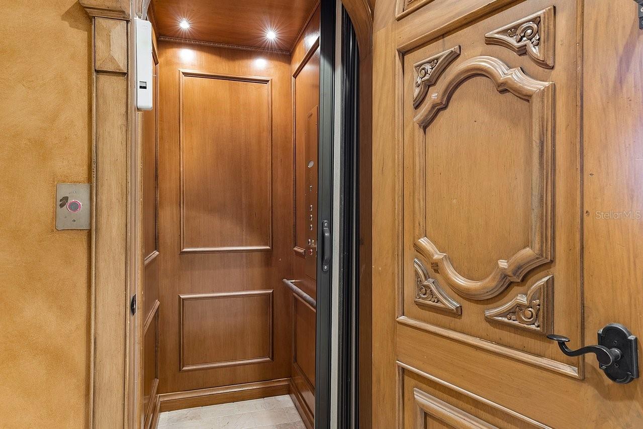 1011 RHODES VILLA AVE, DELRAY BEACH, FL, 33483