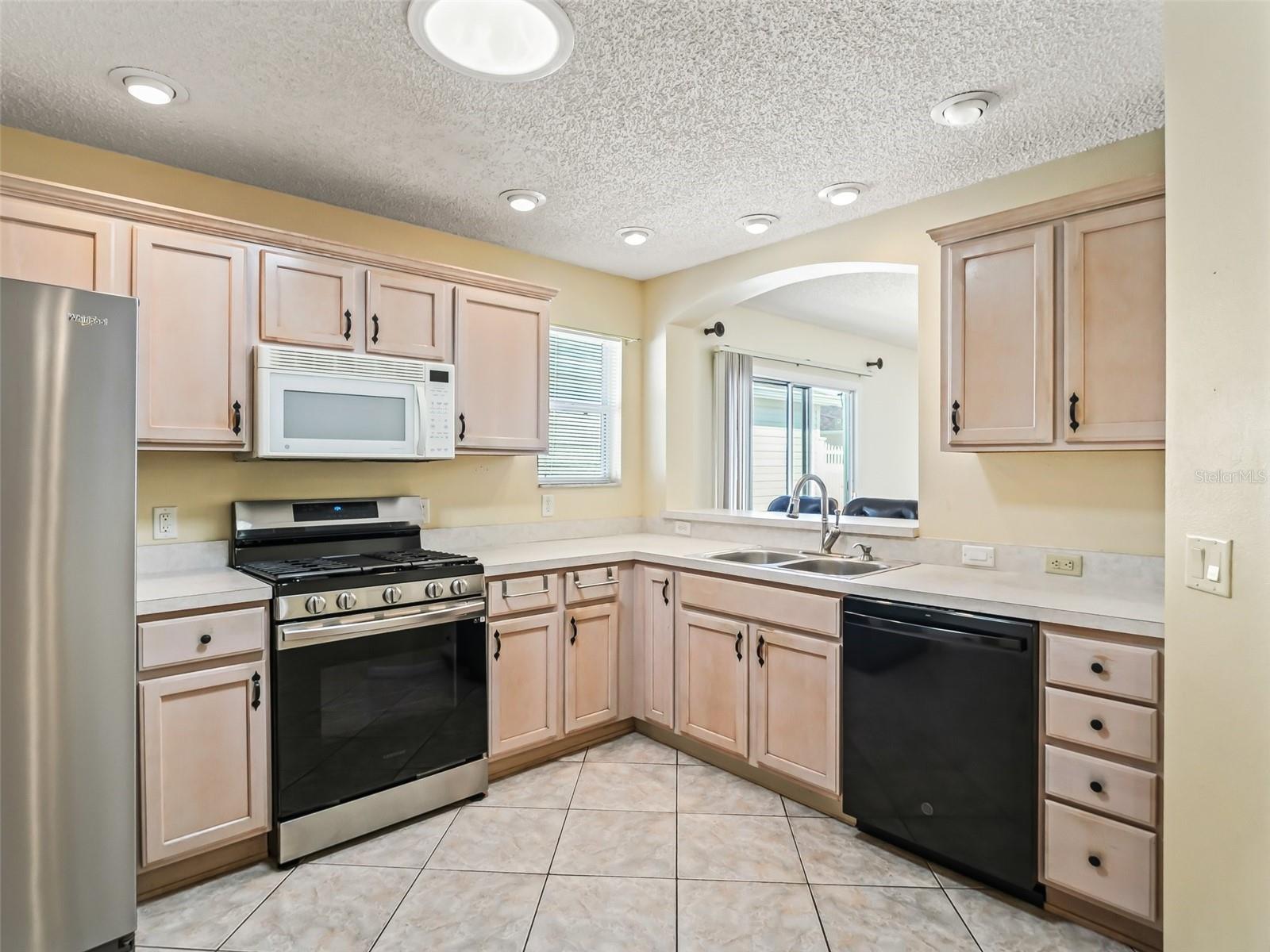 17163 SE 76TH BOXBURY CT, THE VILLAGES, FL, 32162