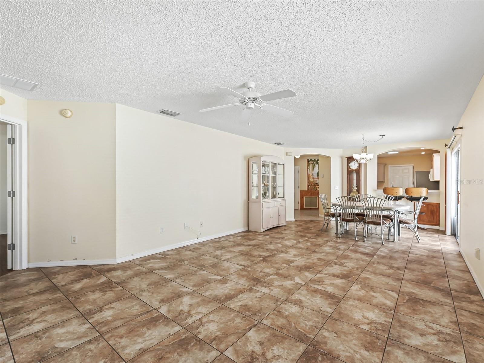 17163 SE 76TH BOXBURY CT, THE VILLAGES, FL, 32162