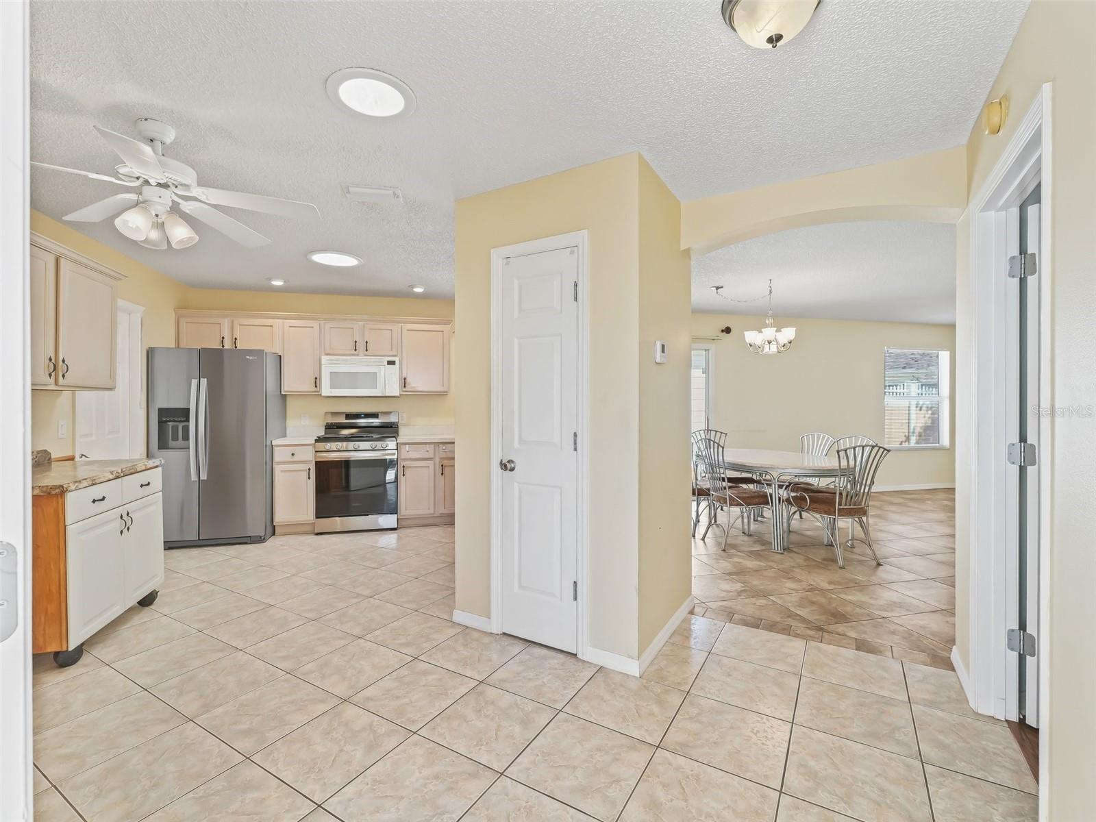 17163 SE 76TH BOXBURY CT, THE VILLAGES, FL, 32162