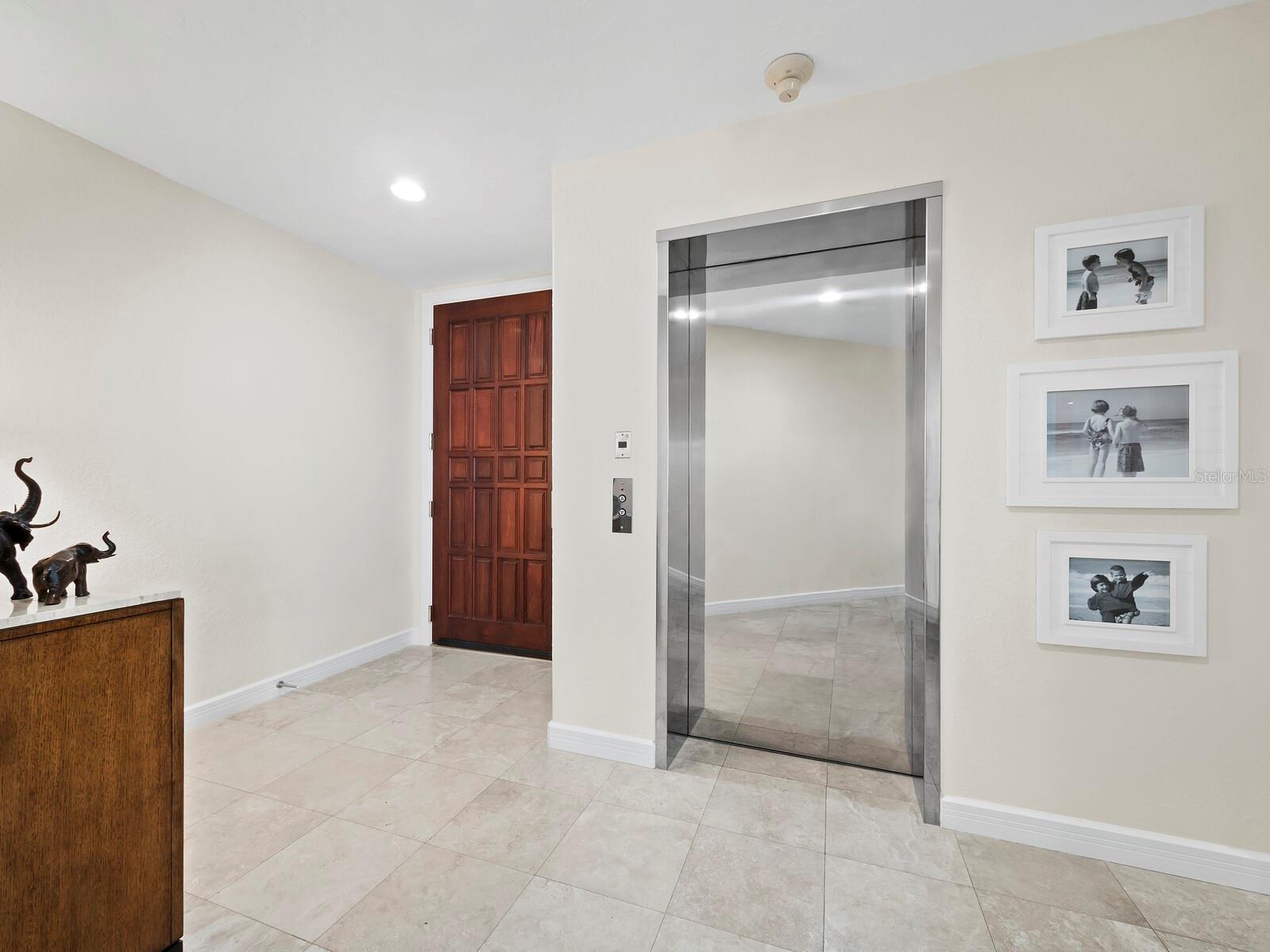 675 LONGBOAT CLUB RD #22A, LONGBOAT KEY, FL, 34228