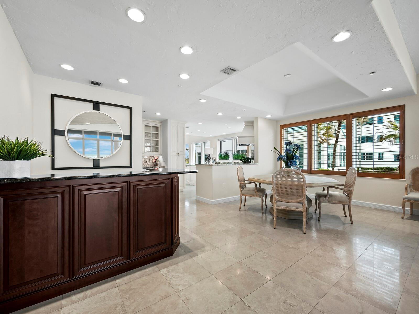 675 LONGBOAT CLUB RD #22A, LONGBOAT KEY, FL, 34228