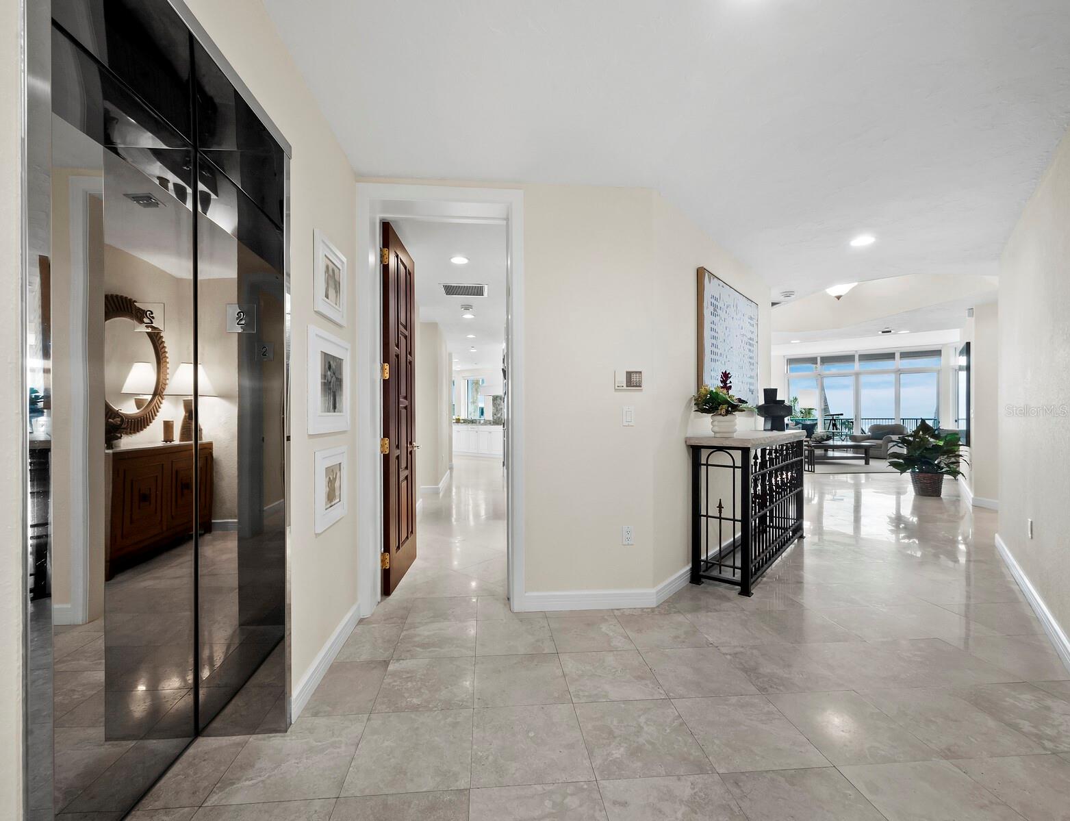675 LONGBOAT CLUB RD #22A, LONGBOAT KEY, FL, 34228