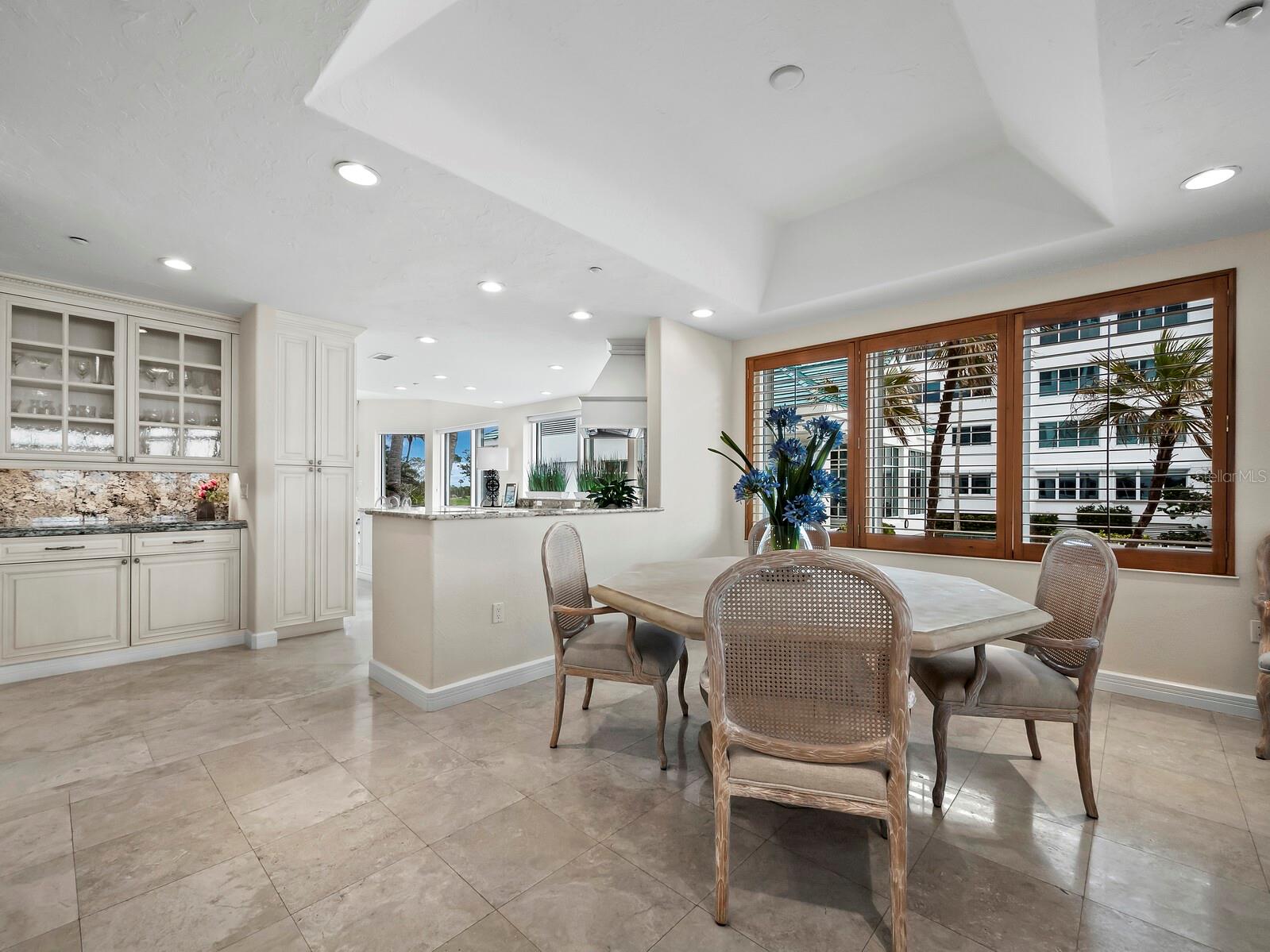 675 LONGBOAT CLUB RD #22A, LONGBOAT KEY, FL, 34228
