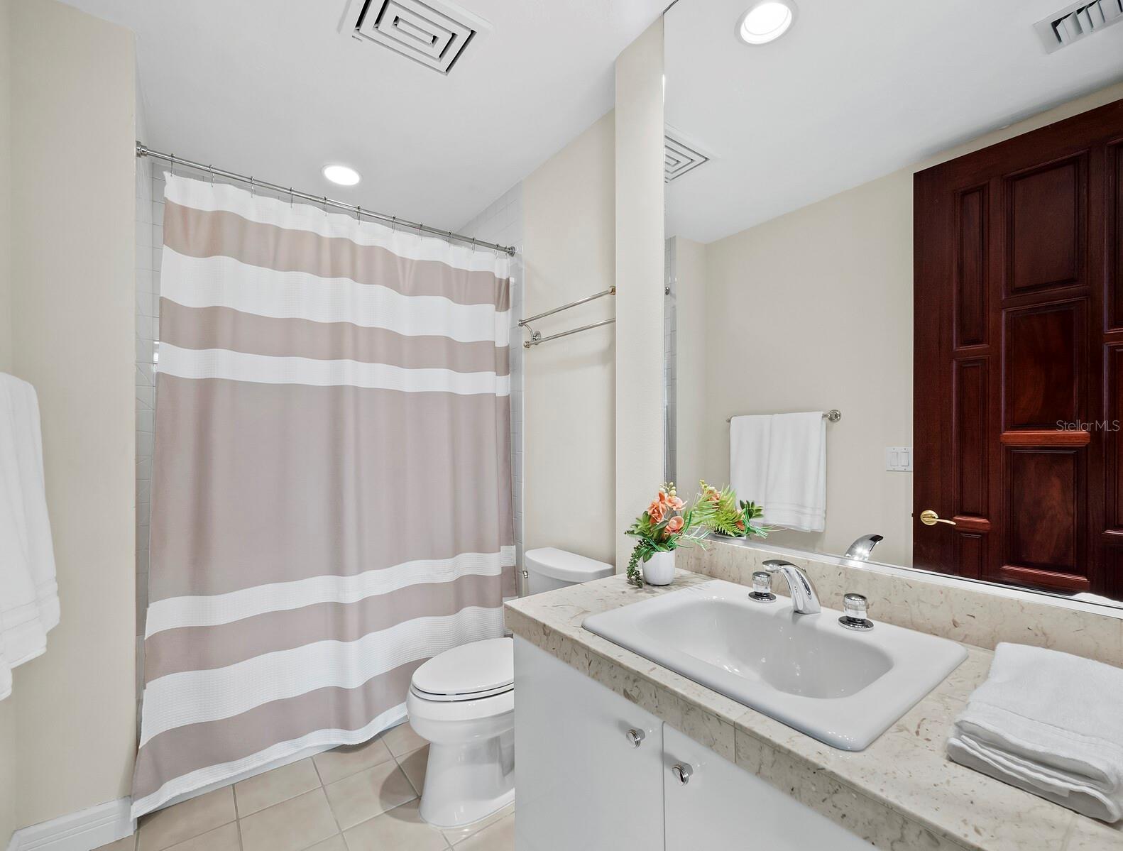 675 LONGBOAT CLUB RD #22A, LONGBOAT KEY, FL, 34228