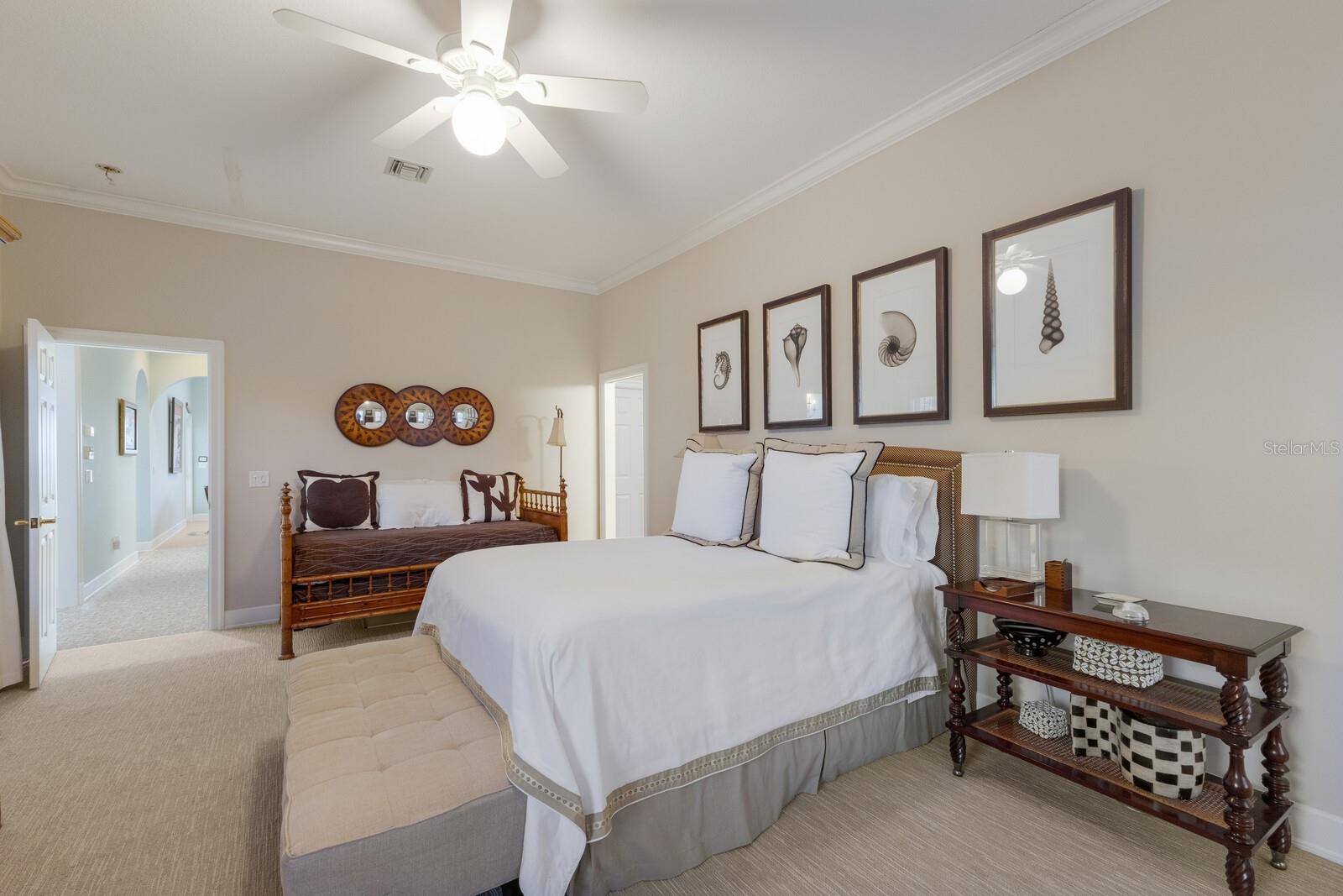 D6140036 Property Photo