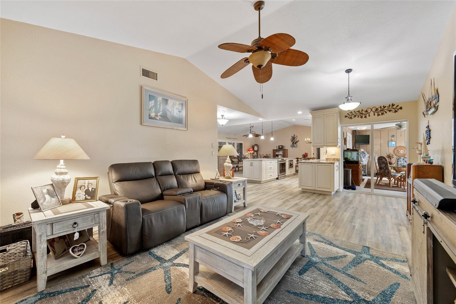 472 EPPINGER DR, PORT CHARLOTTE, FL, 33953