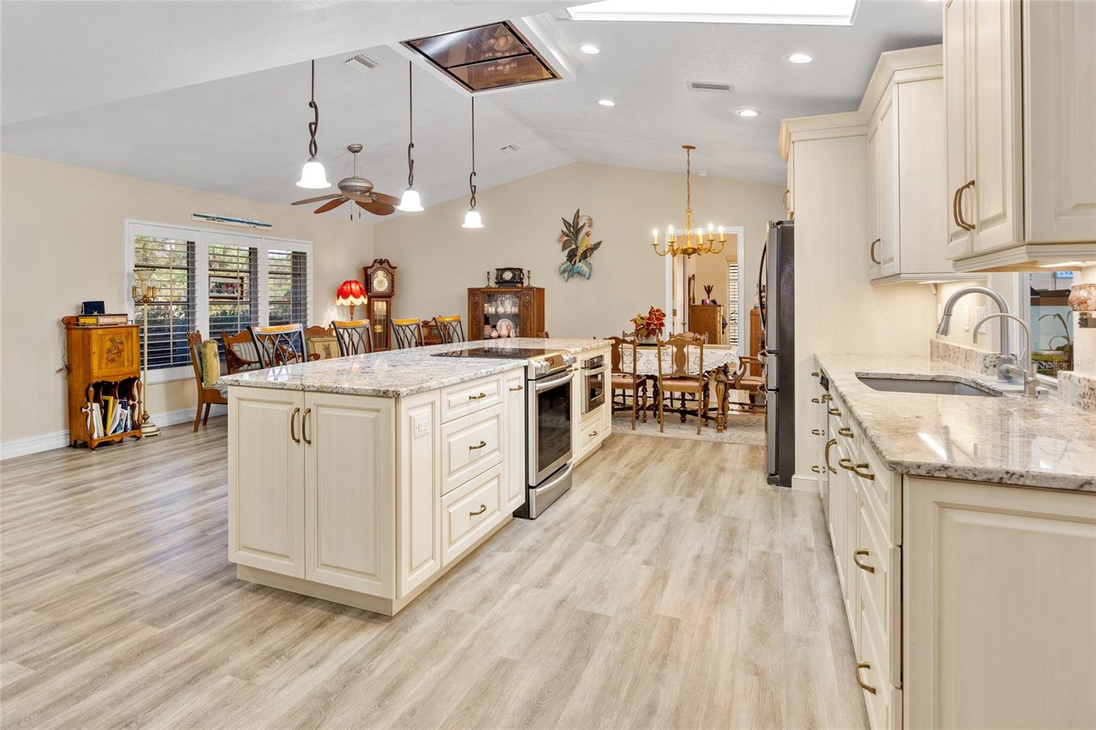 472 EPPINGER DR, PORT CHARLOTTE, FL, 33953