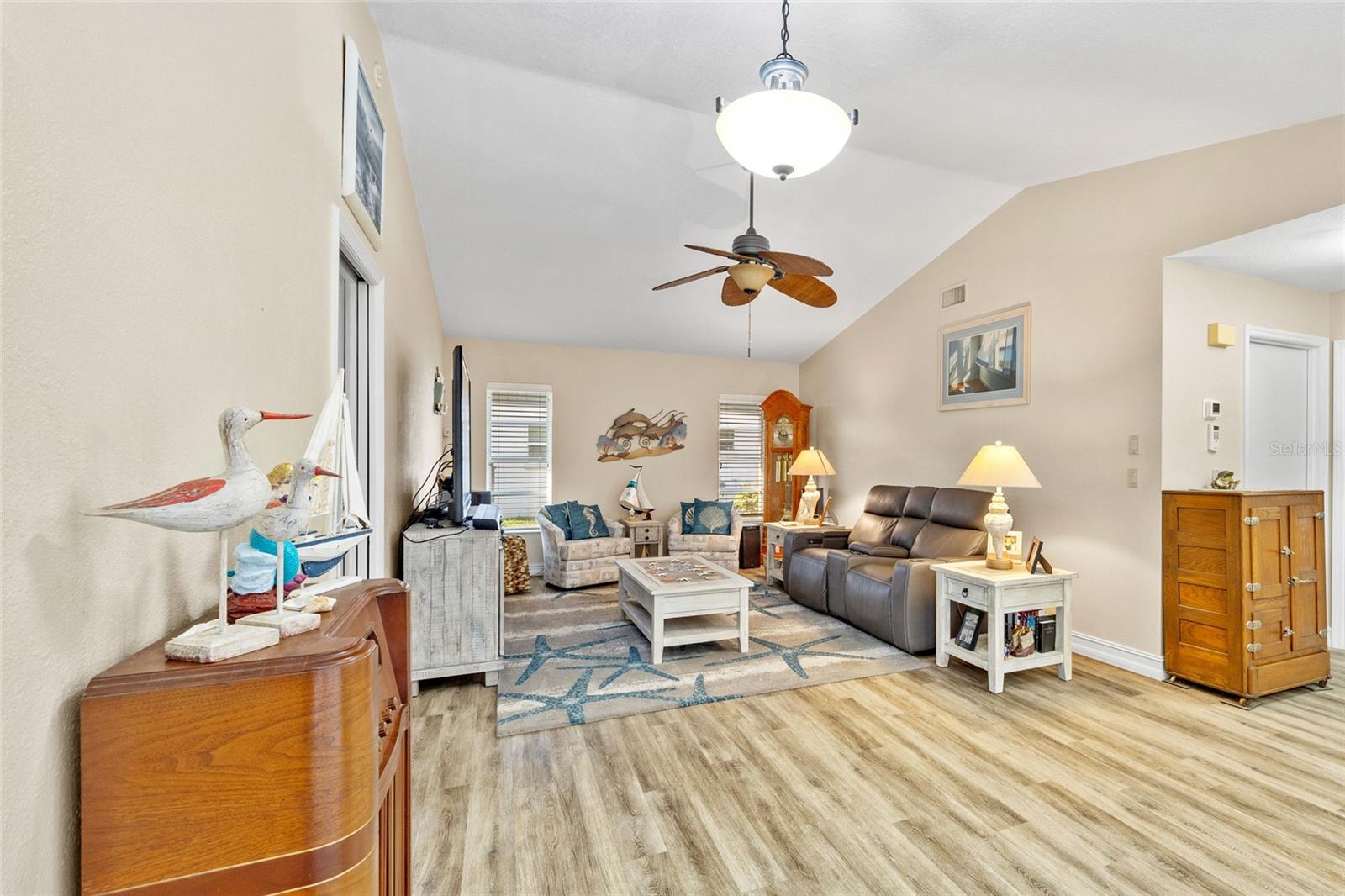 472 EPPINGER DR, PORT CHARLOTTE, FL, 33953