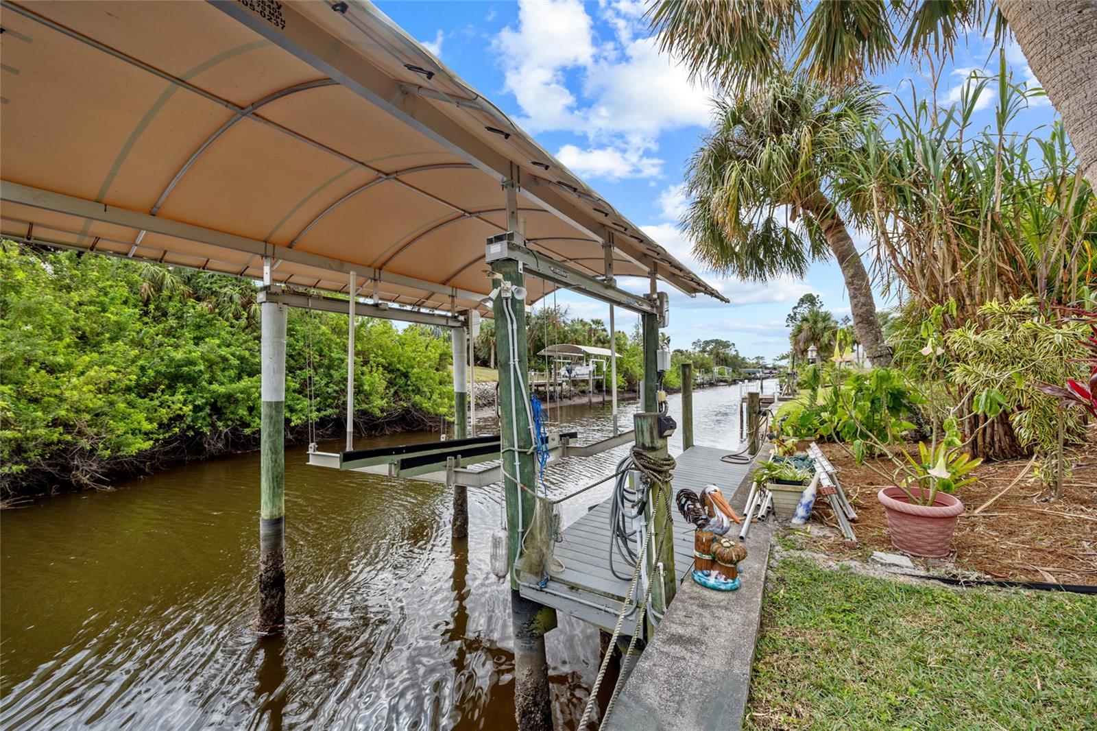 472 EPPINGER DR, PORT CHARLOTTE, FL, 33953