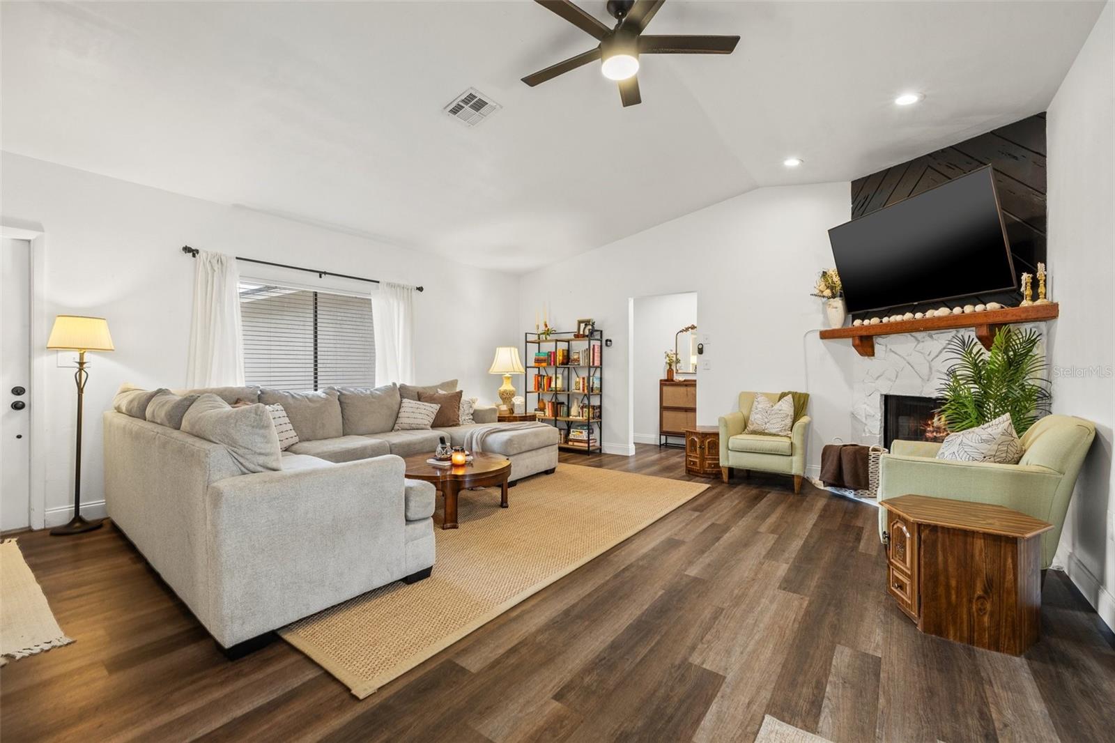 11468 102ND CT, SEMINOLE, FL, 33778