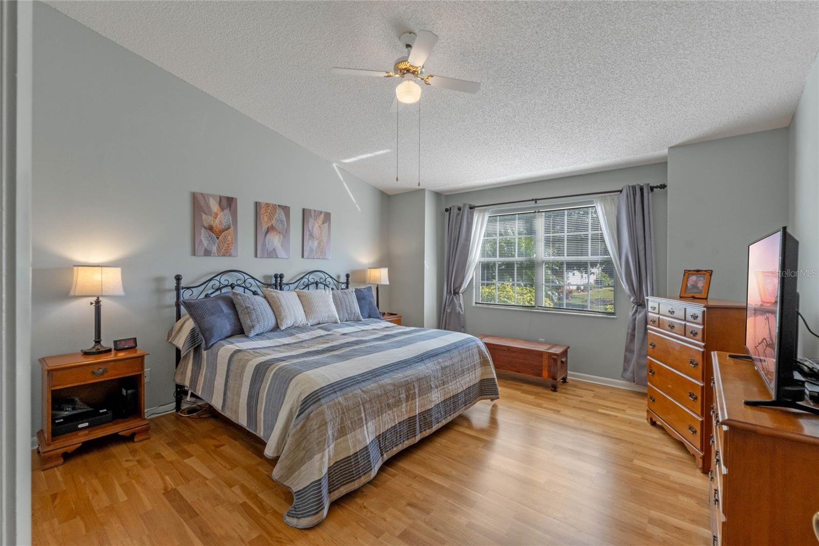 26154 NEWCOMBE CIR, LEESBURG, FL, 34748