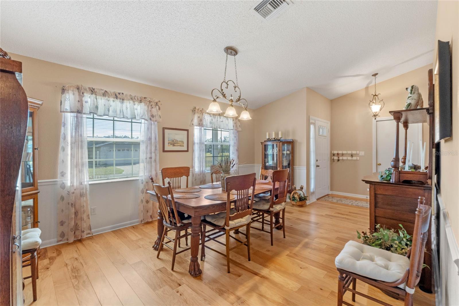 26154 NEWCOMBE CIR, LEESBURG, FL, 34748