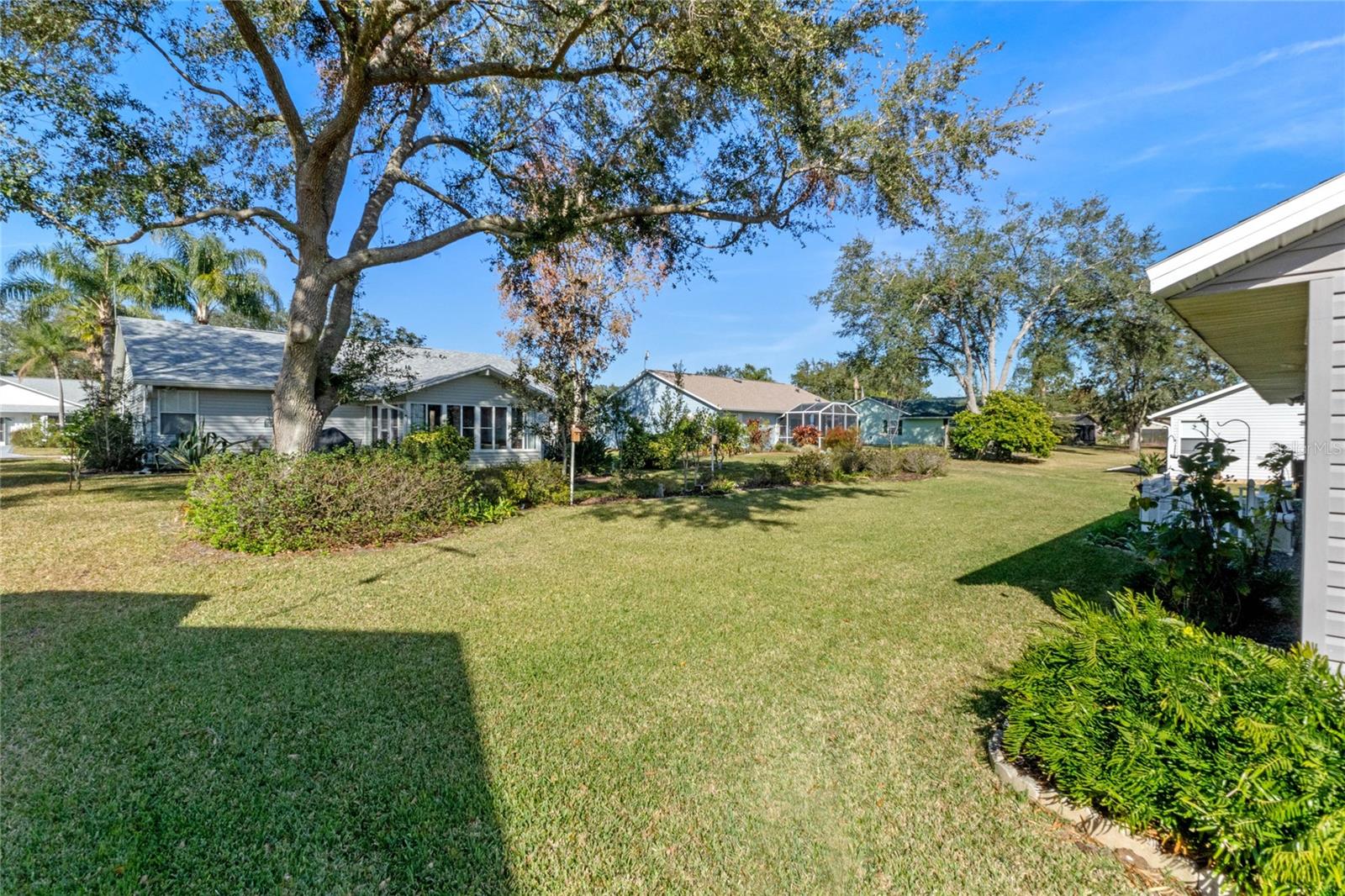 26154 NEWCOMBE CIR, LEESBURG, FL, 34748