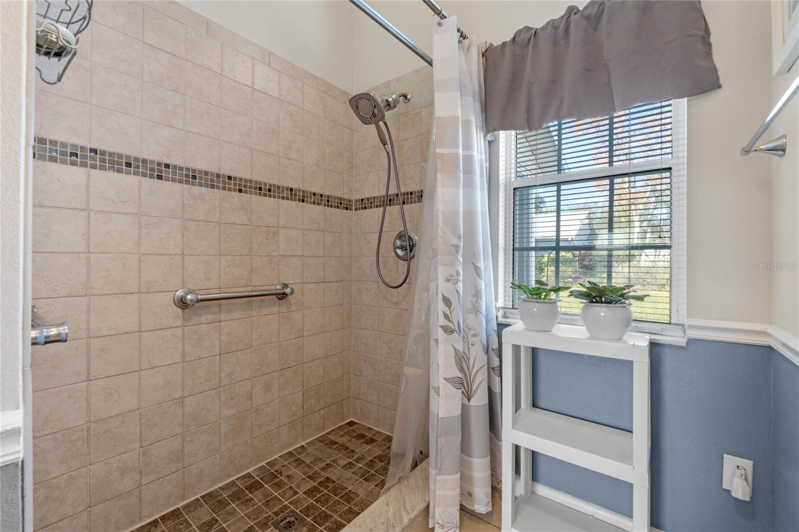 26154 NEWCOMBE CIR, LEESBURG, FL, 34748