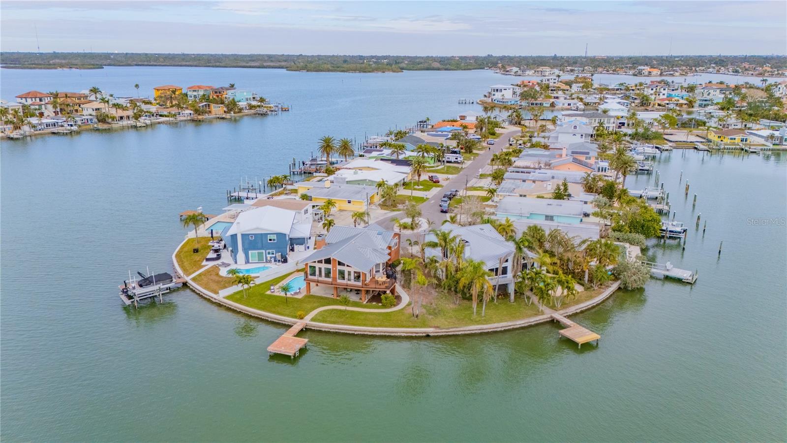 16134 4TH ST E, REDINGTON BEACH, FL, 33708