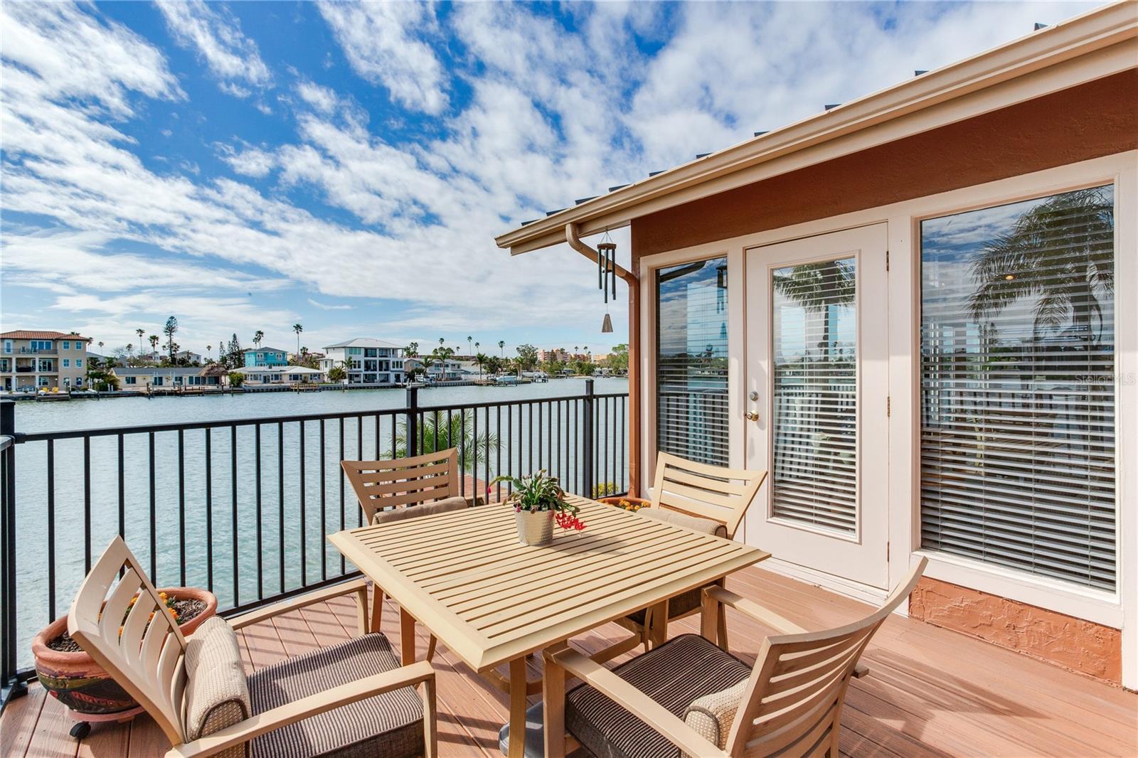 16134 4TH ST E, REDINGTON BEACH, FL, 33708