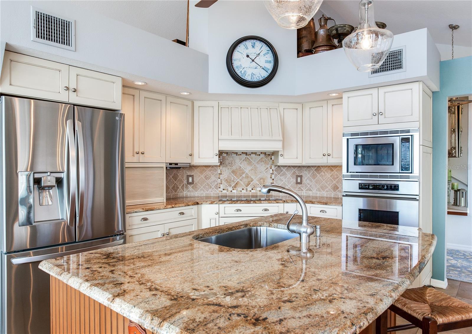 16134 4TH ST E, REDINGTON BEACH, FL, 33708
