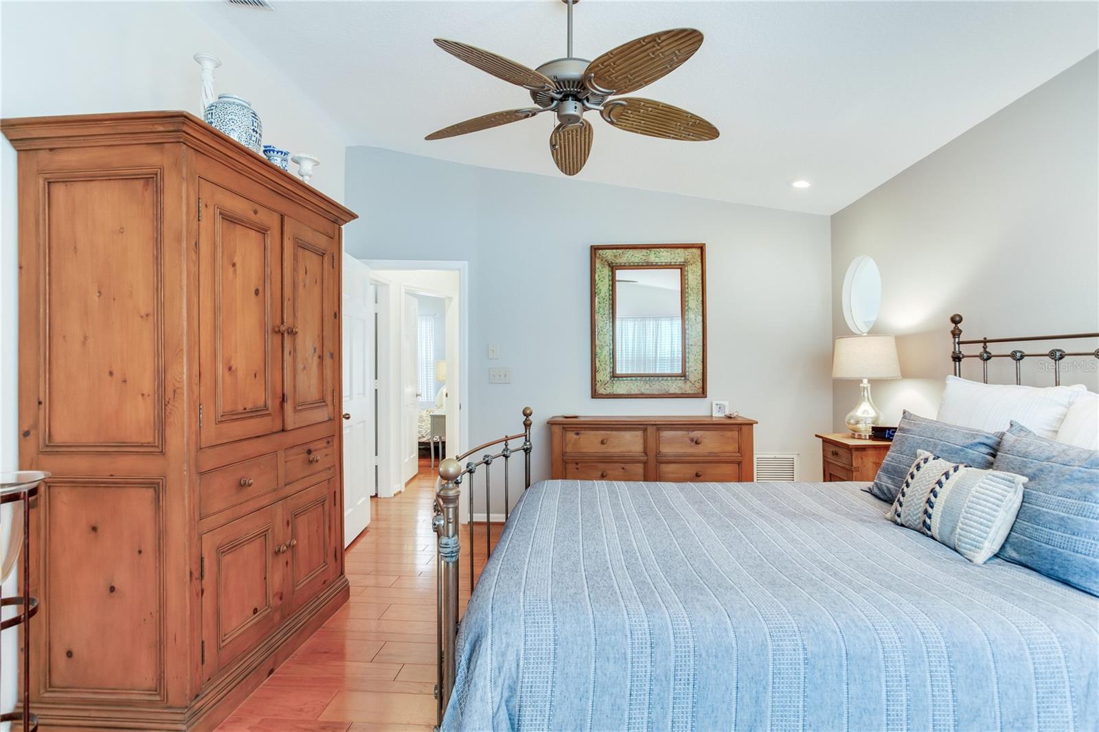 16134 4TH ST E, REDINGTON BEACH, FL, 33708