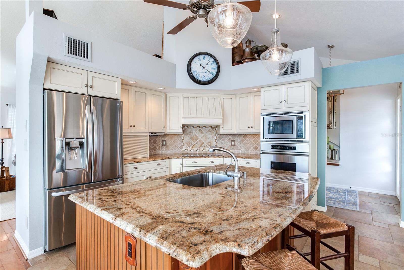 16134 4TH ST E, REDINGTON BEACH, FL, 33708