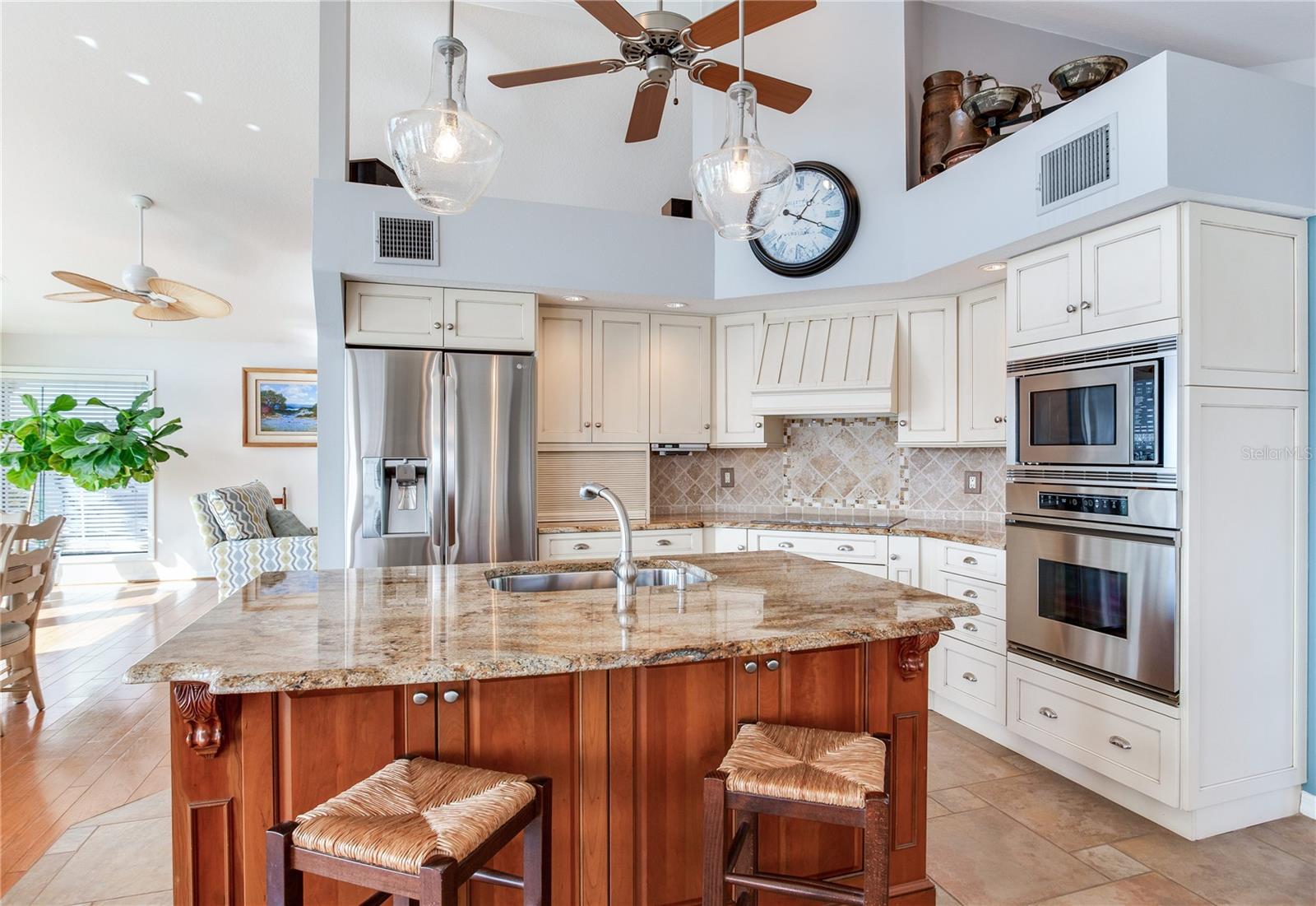 16134 4TH ST E, REDINGTON BEACH, FL, 33708