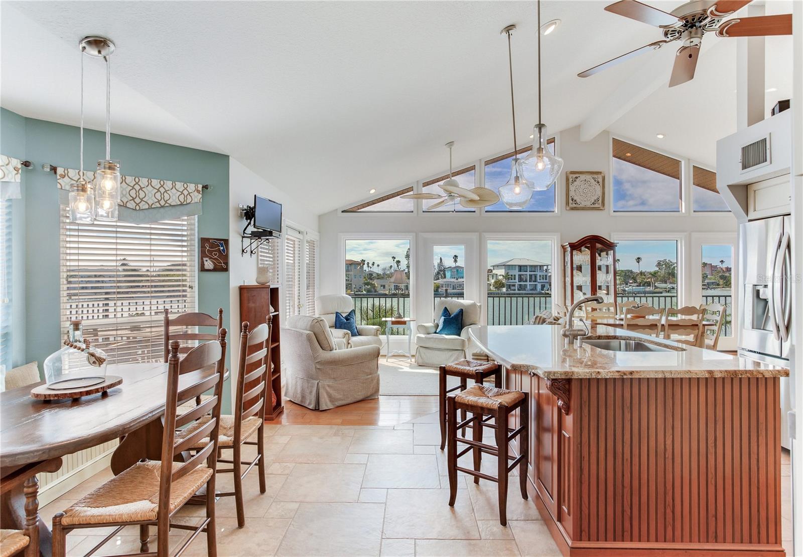 16134 4TH ST E, REDINGTON BEACH, FL, 33708