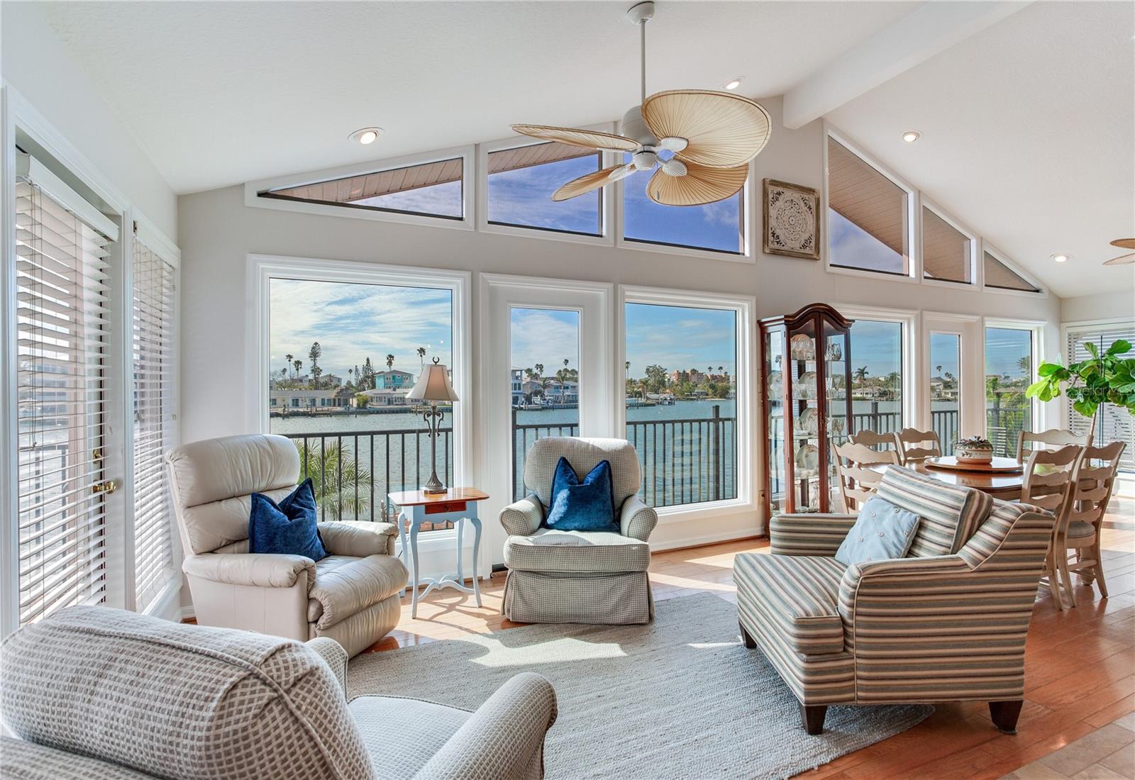 16134 4TH ST E, REDINGTON BEACH, FL, 33708