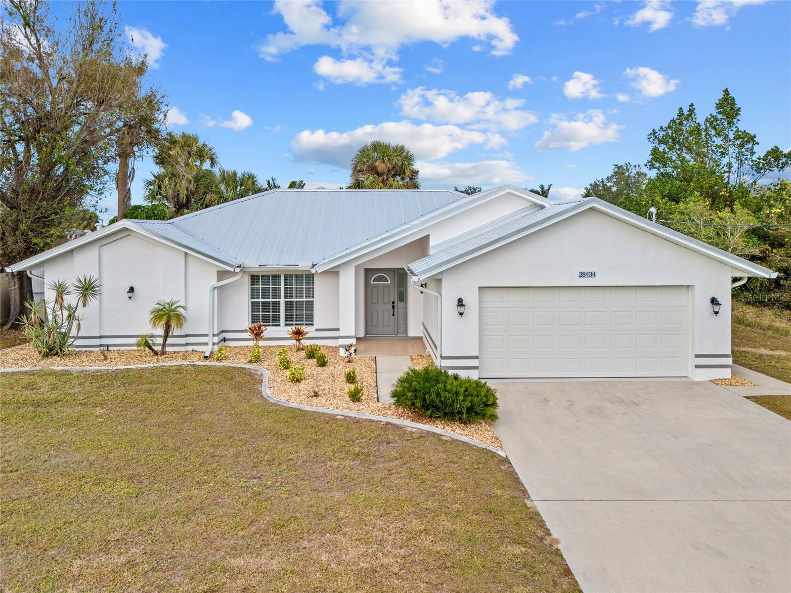 28434 SABAL PALM DR, PUNTA GORDA, FL, 33982