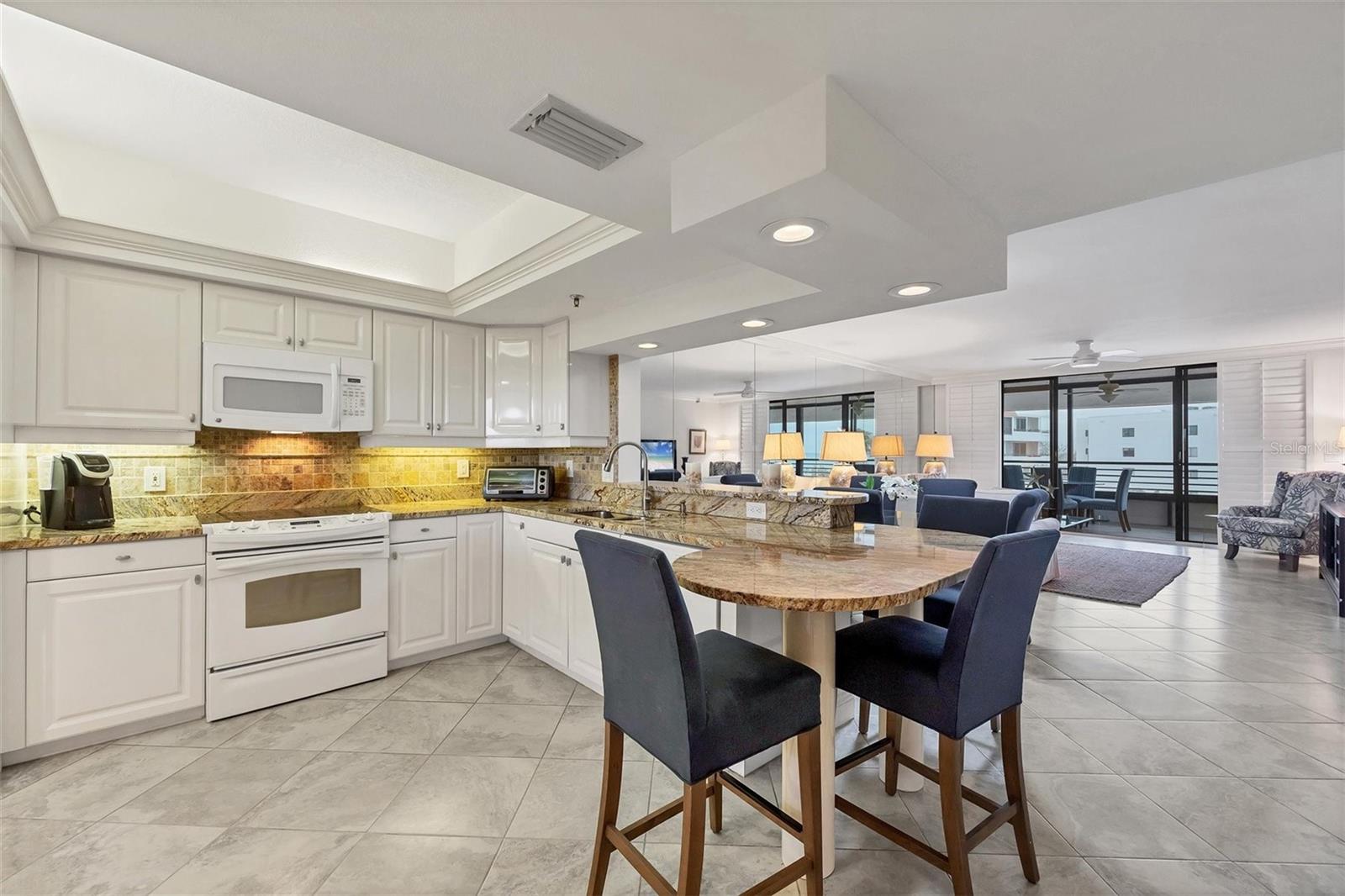 1465 GULF OF MEXICO DR #402, LONGBOAT KEY, FL, 34228