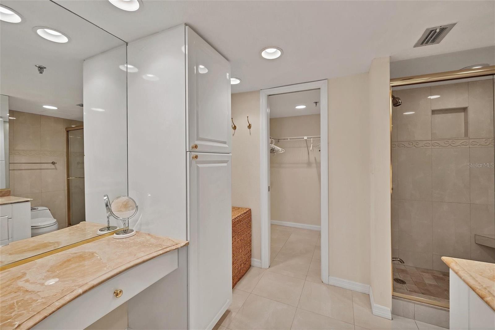 1465 GULF OF MEXICO DR #402, LONGBOAT KEY, FL, 34228