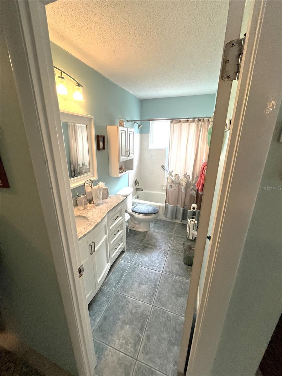 5911 CANAL DR #I-31, BRADENTON, FL, 34207