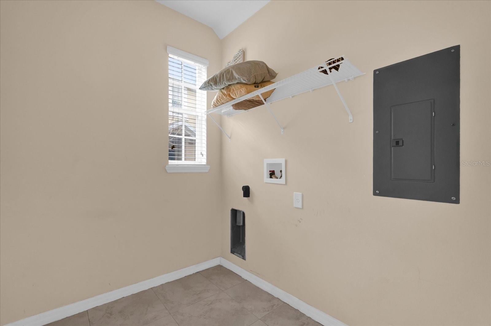 525 CLIMBING IVY CT #A, APOPKA, FL, 32712
