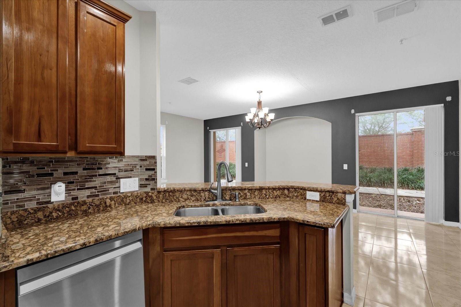 525 CLIMBING IVY CT #A, APOPKA, FL, 32712