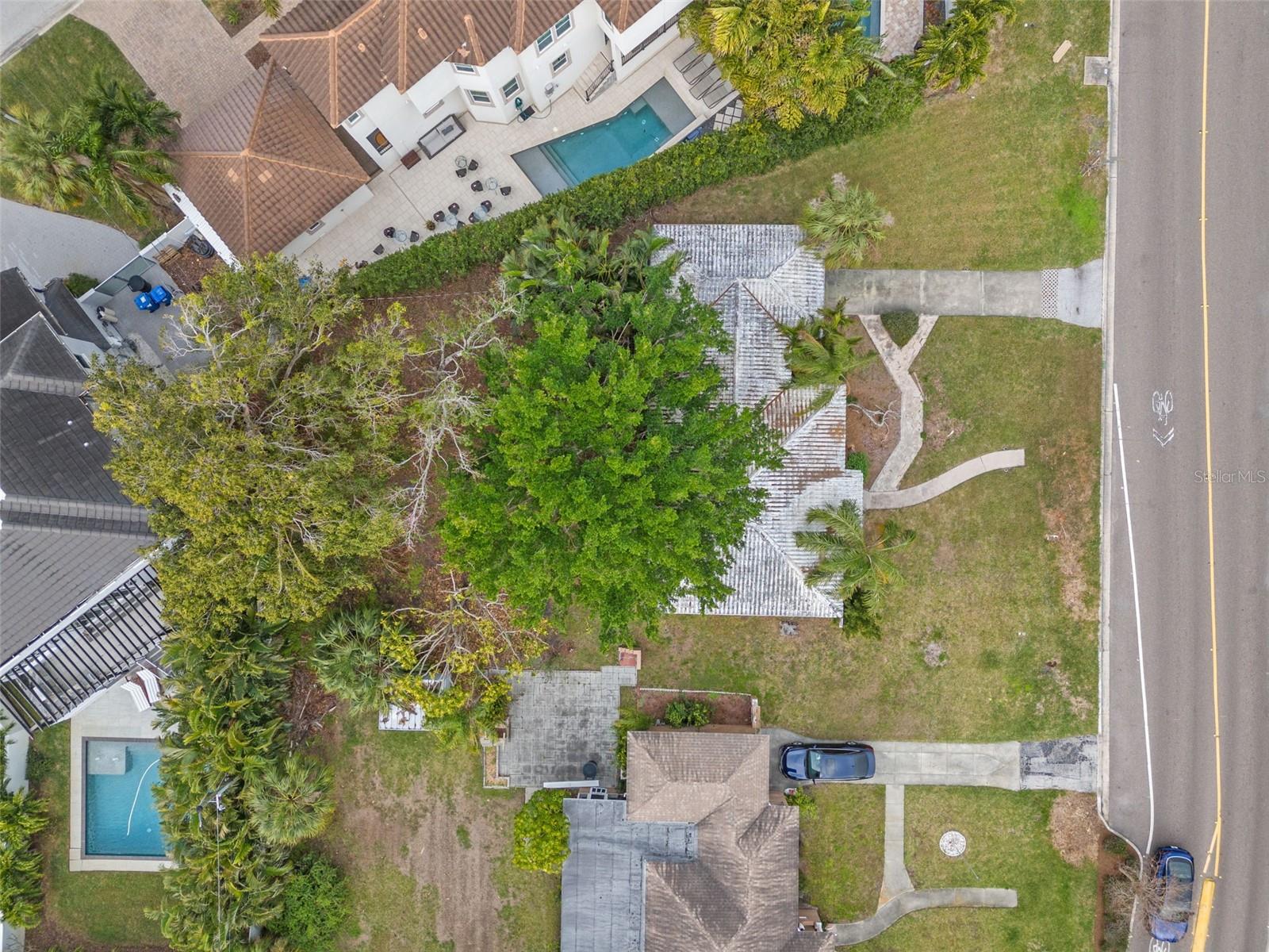 TB8338884 Property Photo