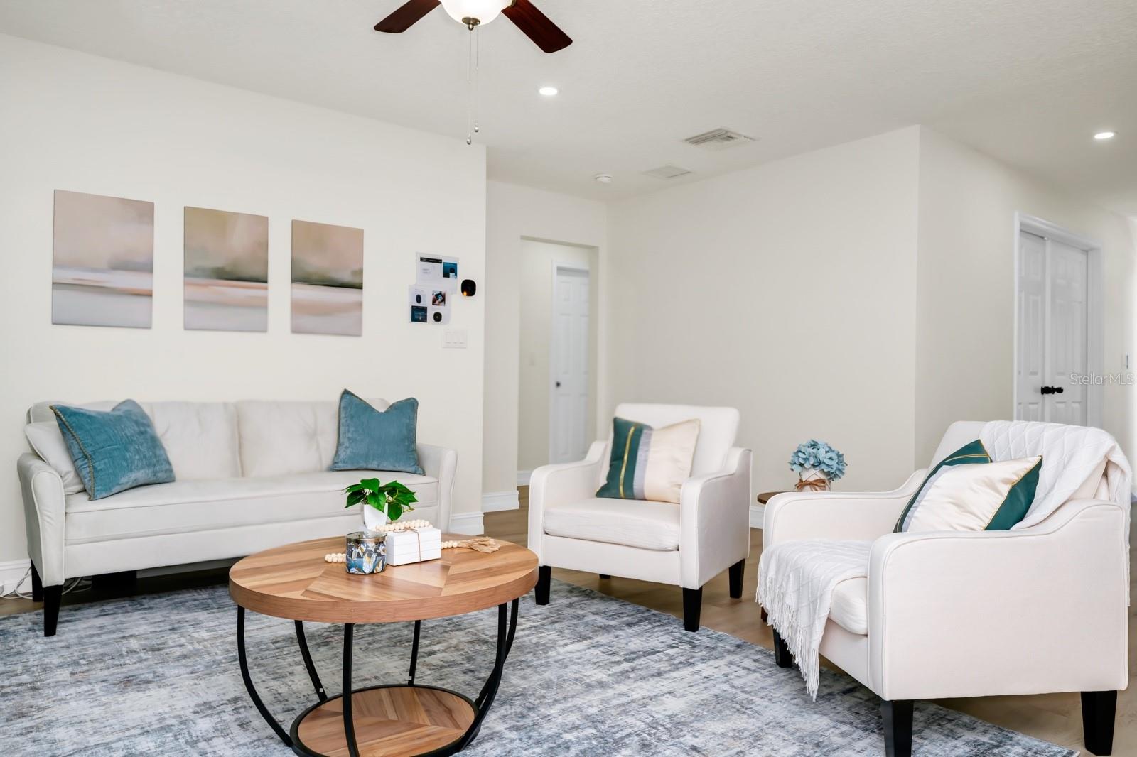 O6271638 Property Photo